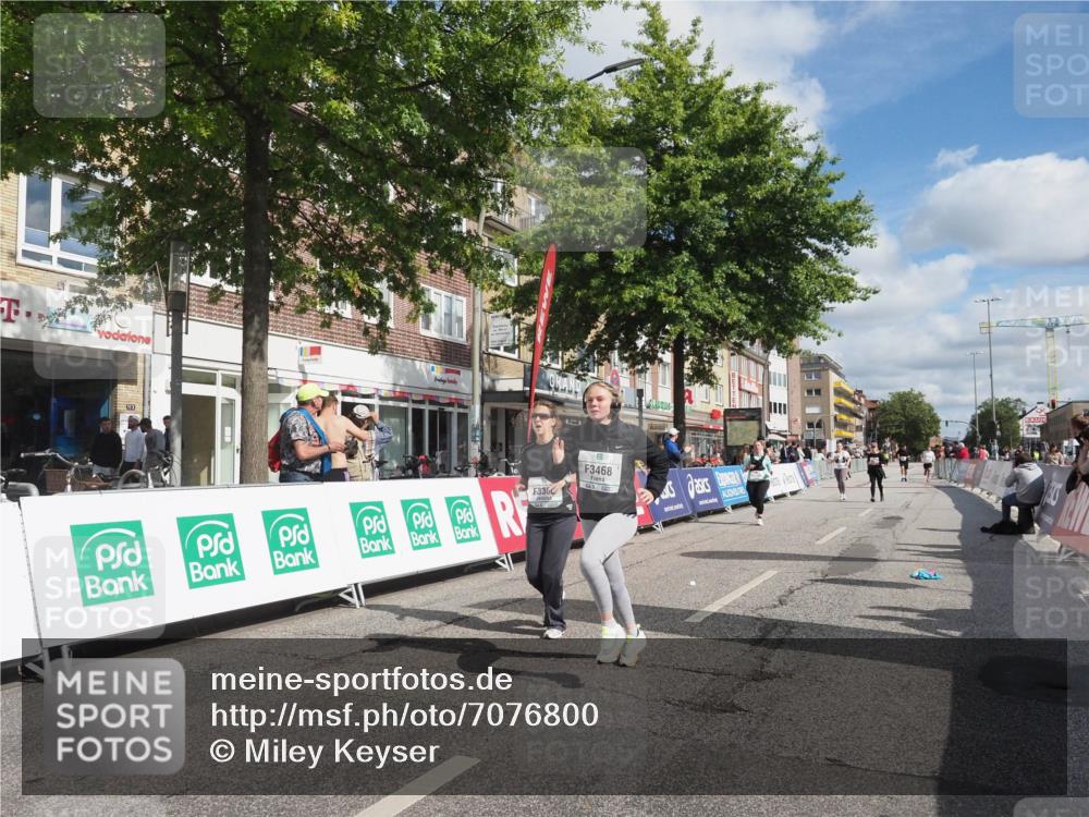 15.09.2024 - PSD Bank Halbmarathon Miley Keyser http://msf.ph/oto/7076800 15.09.2024 12:35:29 Ziel 2207, 2324, 3071, 3178, 3300, 3329, 3335, 3468 meine-sportfotos.de