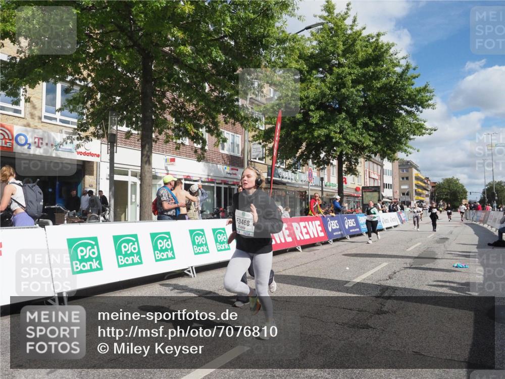 15.09.2024 - PSD Bank Halbmarathon Miley Keyser http://msf.ph/oto/7076810 15.09.2024 12:35:29 Ziel 2207, 2324, 3071, 3178, 3300, 3329, 3335, 3468 meine-sportfotos.de