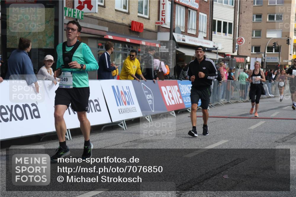 15.09.2024 - PSD Bank Halbmarathon Michael Strokosch http://msf.ph/oto/7076850 15.09.2024 12:17:44 Ziel 1515, 2169, 2298, 2424, 2549, 2702, 2762, 2971, 2991, 3010, 3072, 3084, 3155, 3260, 3498 meine-sportfotos.de