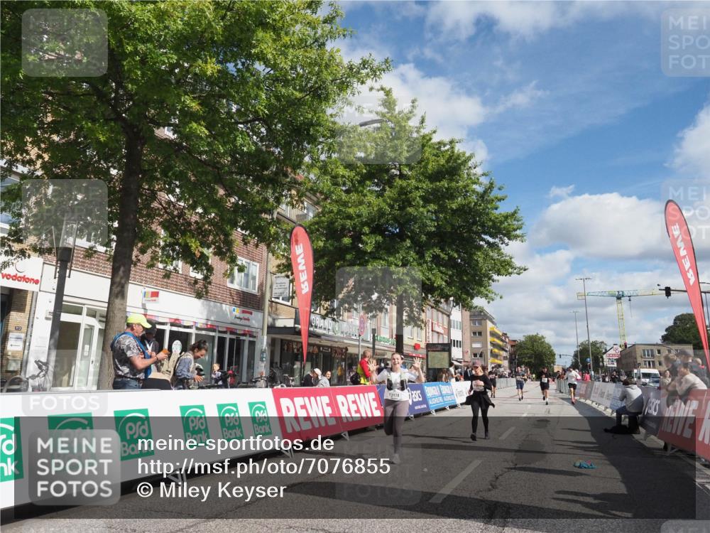 15.09.2024 - PSD Bank Halbmarathon Miley Keyser http://msf.ph/oto/7076855 15.09.2024 12:35:33 Ziel 1504, 2207, 2286, 2324, 3071, 3178, 3300, 3329, 3335, 3468 meine-sportfotos.de