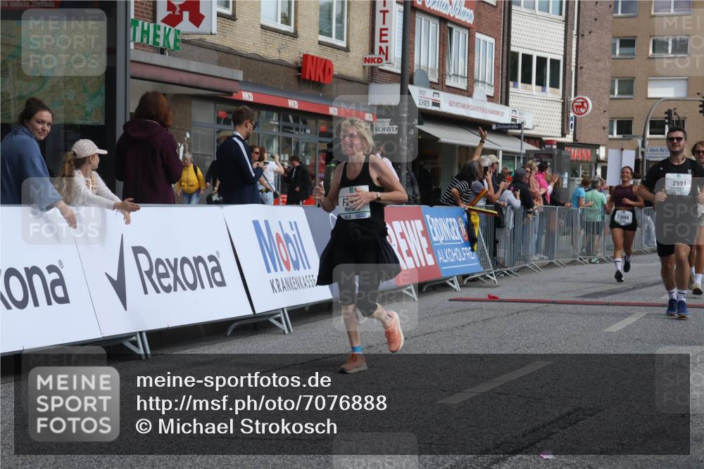 15.09.2024 - PSD Bank Halbmarathon Michael Strokosch http://msf.ph/oto/7076888 15.09.2024 12:17:47 Ziel 1515, 2169, 2298, 2424, 2549, 2702, 2762, 2971, 2991, 3010, 3072, 3084, 3155, 3260, 3498 meine-sportfotos.de