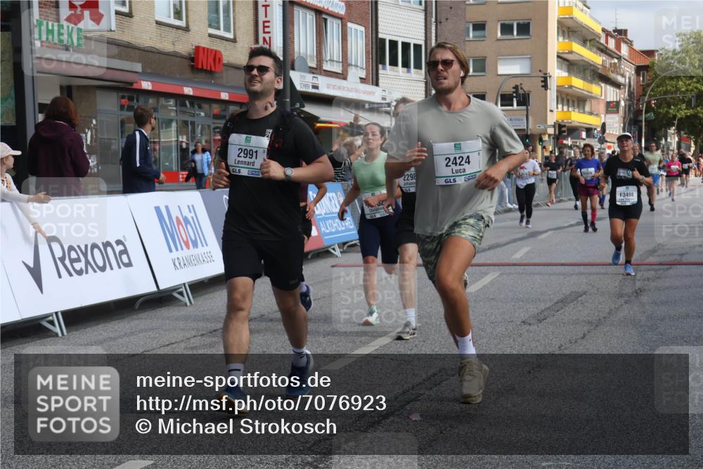 15.09.2024 - PSD Bank Halbmarathon Michael Strokosch http://msf.ph/oto/7076923 15.09.2024 12:17:51 Ziel 2169, 2298, 2424, 2549, 2762, 2916, 2971, 2991, 3070, 3084, 3137, 3260, 3382, 3498 meine-sportfotos.de