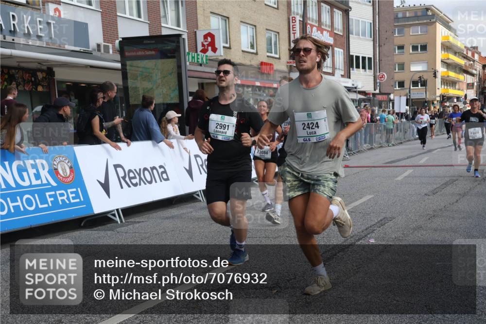 15.09.2024 - PSD Bank Halbmarathon Michael Strokosch http://msf.ph/oto/7076932 15.09.2024 12:17:51 Ziel 2169, 2298, 2424, 2549, 2762, 2916, 2971, 2991, 3070, 3084, 3137, 3260, 3382, 3498 meine-sportfotos.de