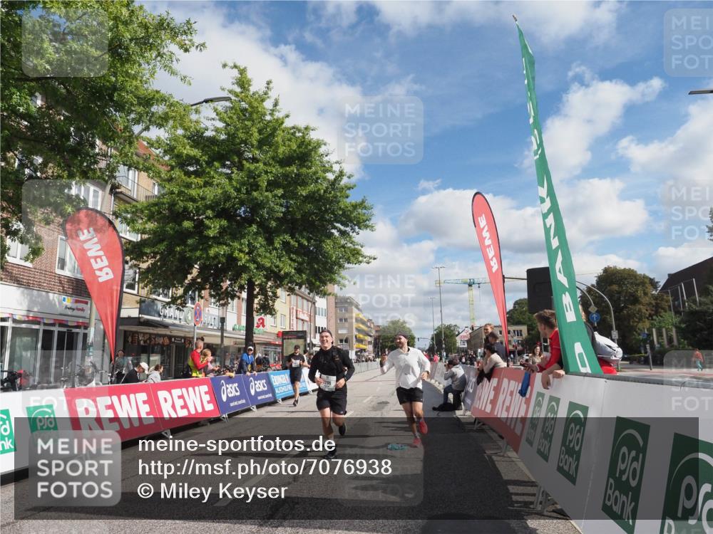 15.09.2024 - PSD Bank Halbmarathon Miley Keyser http://msf.ph/oto/7076938 15.09.2024 12:35:39 Ziel 1504, 1895, 2257, 2286, 3071, 3178, 3300, 3329, 3468 meine-sportfotos.de