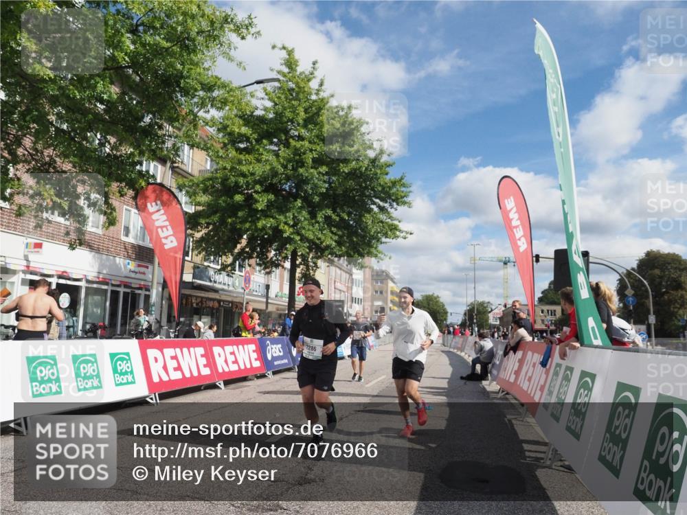15.09.2024 - PSD Bank Halbmarathon Miley Keyser http://msf.ph/oto/7076966 15.09.2024 12:35:40 Ziel 1504, 1895, 2257, 2286, 3071, 3178, 3300, 3329, 3468 meine-sportfotos.de