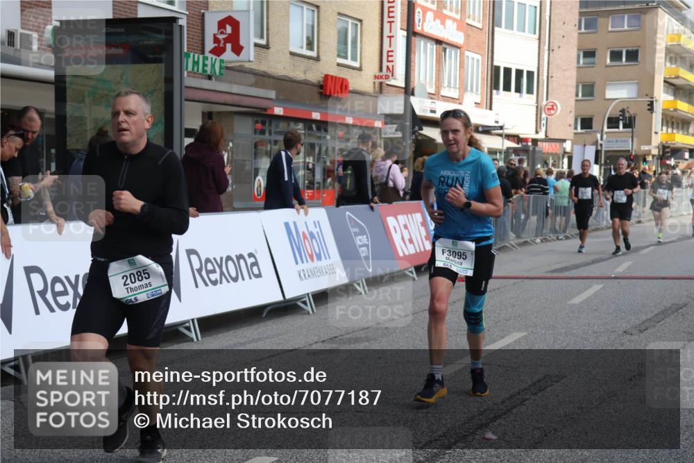 15.09.2024 - PSD Bank Halbmarathon Michael Strokosch http://msf.ph/oto/7077187 15.09.2024 12:18:11 Ziel 789, 1713, 1959, 2085, 2351, 3048, 3064, 3074, 3095, 3137, 3208, 3382 meine-sportfotos.de