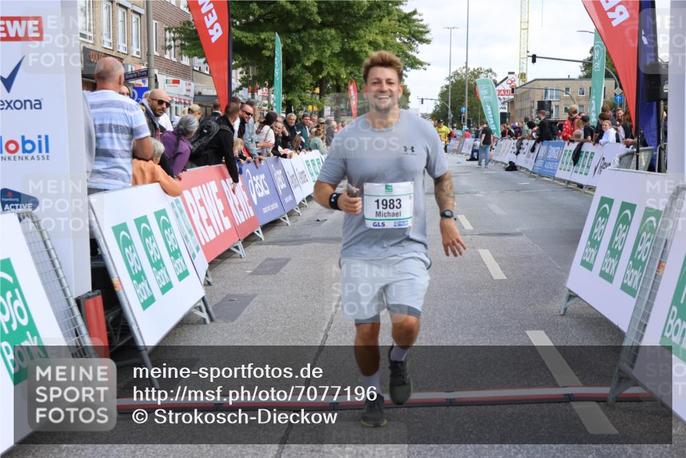15.09.2024 - PSD Bank Halbmarathon Strokosch-Dieckow http://msf.ph/oto/7077196 15.09.2024 12:34:05 Ziel 1983, 2331, 3107, 3433, 3451 meine-sportfotos.de