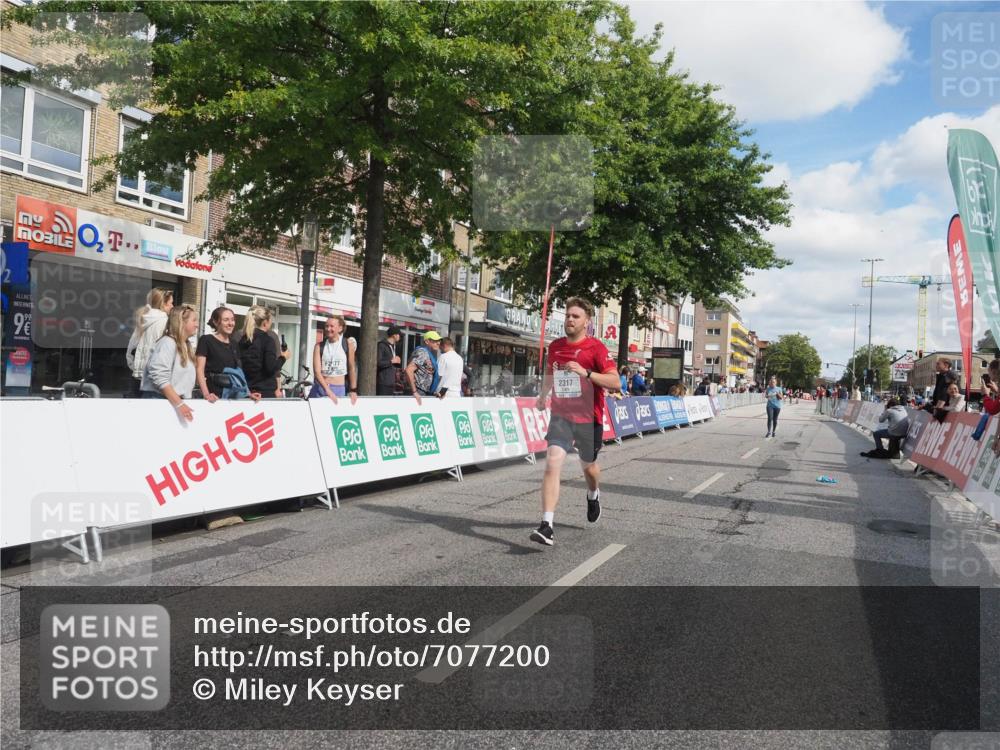 15.09.2024 - PSD Bank Halbmarathon Miley Keyser http://msf.ph/oto/7077200 15.09.2024 12:36:58 Ziel 2317, 3411 meine-sportfotos.de