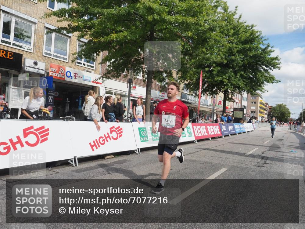 15.09.2024 - PSD Bank Halbmarathon Miley Keyser http://msf.ph/oto/7077216 15.09.2024 12:36:58 Ziel 2317, 3411 meine-sportfotos.de