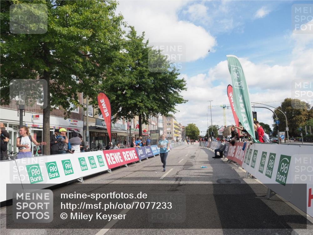 15.09.2024 - PSD Bank Halbmarathon Miley Keyser http://msf.ph/oto/7077233 15.09.2024 12:37:03 Ziel 2317, 3351 meine-sportfotos.de