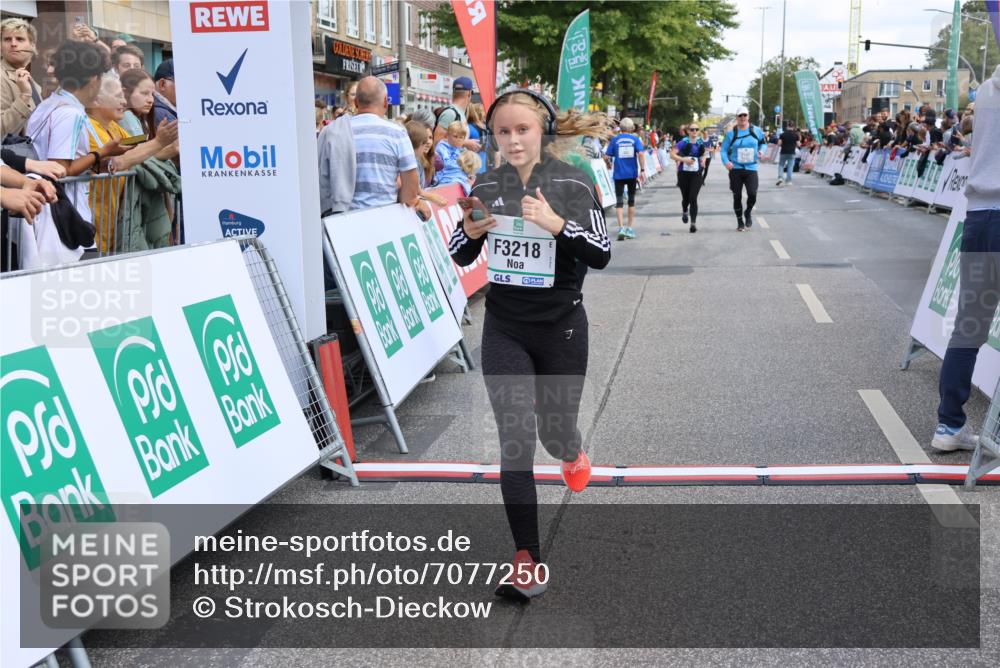 15.09.2024 - PSD Bank Halbmarathon Strokosch-Dieckow http://msf.ph/oto/7077250 15.09.2024 12:24:48 Ziel 988, 2081, 2102, 3063, 3218, 3256, 3339 meine-sportfotos.de