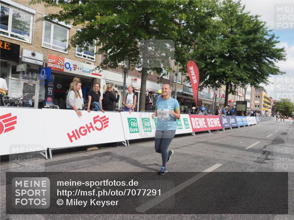 15.09.2024 - PSD Bank Halbmarathon Miley Keyser http://msf.ph/oto/7077291 15.09.2024 12:37:06 Ziel 2317, 3351 meine-sportfotos.de