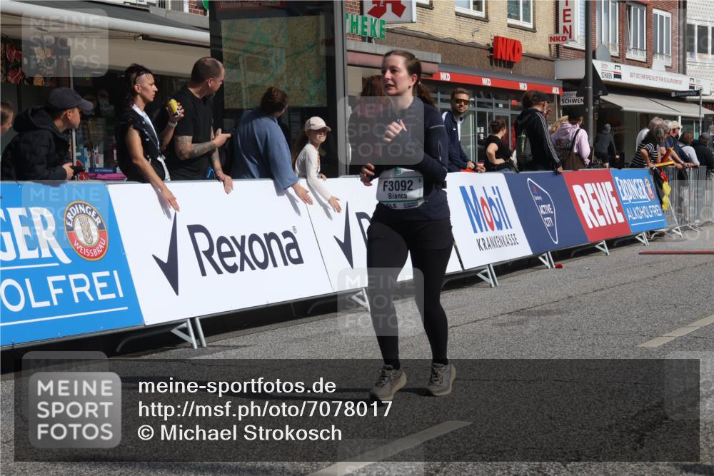 15.09.2024 - PSD Bank Halbmarathon Michael Strokosch http://msf.ph/oto/7078017 15.09.2024 12:19:22 Ziel 1613, 2867, 3092, 3373 meine-sportfotos.de