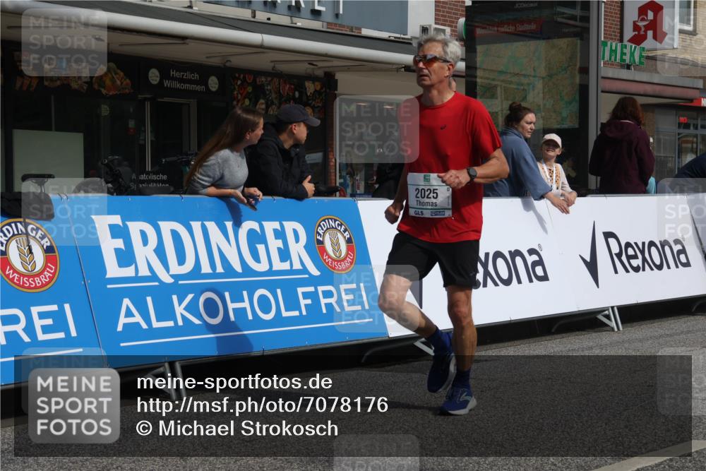15.09.2024 - PSD Bank Halbmarathon Michael Strokosch http://msf.ph/oto/7078176 15.09.2024 12:19:43 Ziel 2025, 2903, 3394, 3436 meine-sportfotos.de