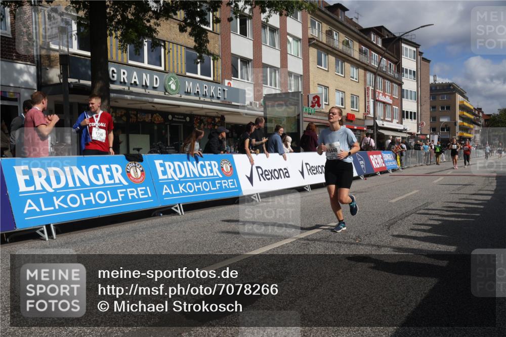 15.09.2024 - PSD Bank Halbmarathon Michael Strokosch http://msf.ph/oto/7078266 15.09.2024 12:19:57 Ziel 2739, 3085, 3440 meine-sportfotos.de