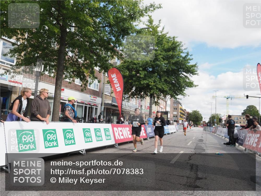 15.09.2024 - PSD Bank Halbmarathon Miley Keyser http://msf.ph/oto/7078383 15.09.2024 12:40:03 Ziel 2125, 2260, 2301, 2395, 3297, 3345, 3503 meine-sportfotos.de