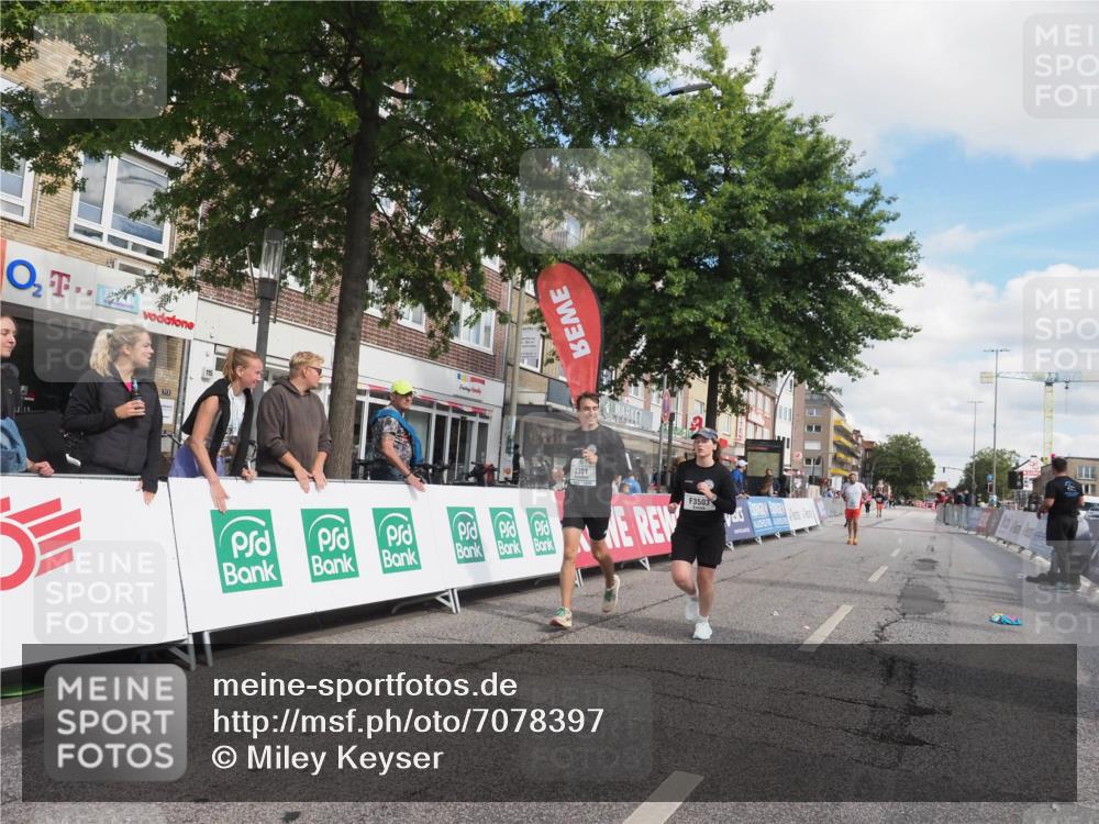 15.09.2024 - PSD Bank Halbmarathon Miley Keyser http://msf.ph/oto/7078397 15.09.2024 12:40:04 Ziel 2125, 2260, 2301, 2395, 3345, 3503 meine-sportfotos.de