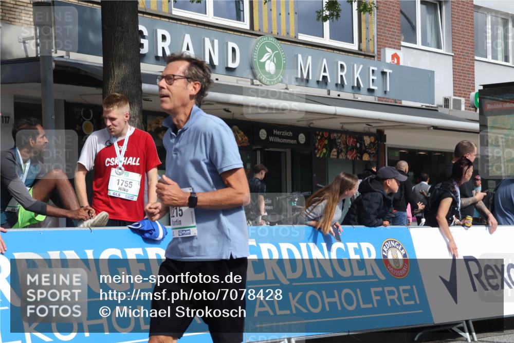 15.09.2024 - PSD Bank Halbmarathon Michael Strokosch http://msf.ph/oto/7078428 15.09.2024 12:20:11 Ziel 1284, 2215, 2295, 2543, 2739, 3085, 3152, 3231, 3540 meine-sportfotos.de