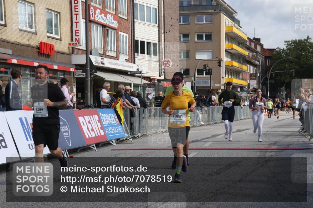 15.09.2024 - PSD Bank Halbmarathon Michael Strokosch http://msf.ph/oto/7078519 15.09.2024 12:20:18 Ziel 1284, 2215, 2295, 2525, 2543, 3152, 3231, 3483, 3540 meine-sportfotos.de