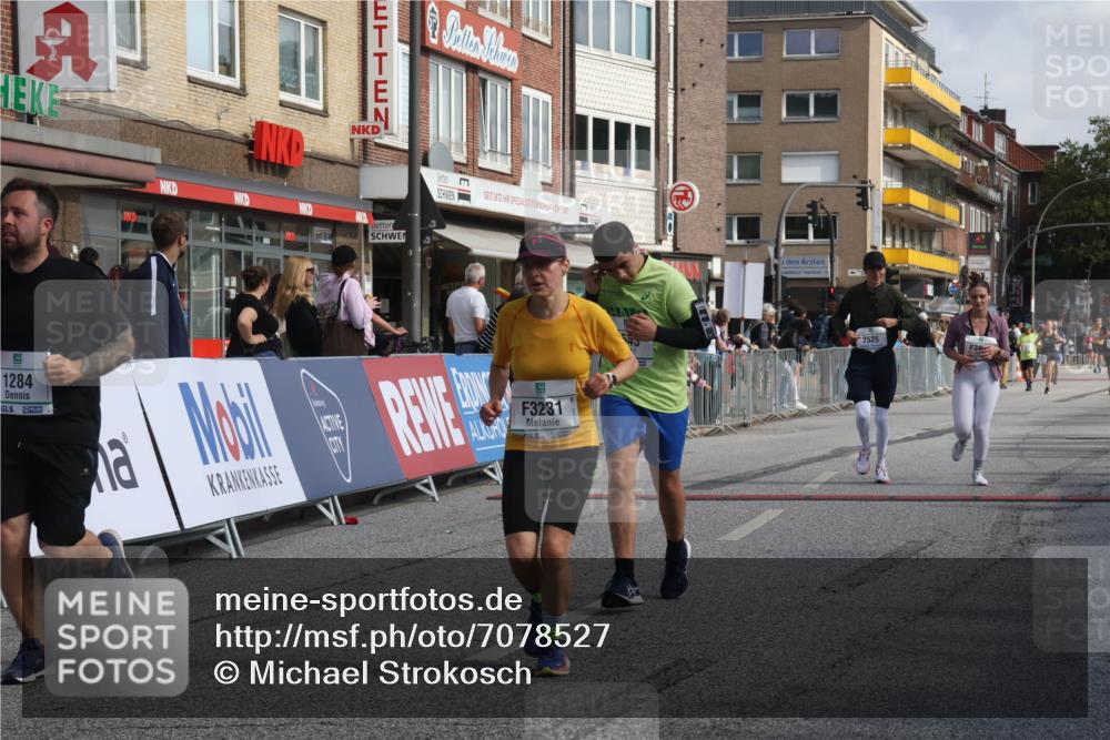 15.09.2024 - PSD Bank Halbmarathon Michael Strokosch http://msf.ph/oto/7078527 15.09.2024 12:20:19 Ziel 1284, 2215, 2295, 2525, 2543, 3152, 3231, 3483, 3540 meine-sportfotos.de