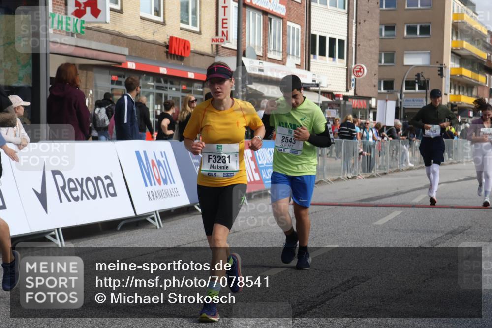 15.09.2024 - PSD Bank Halbmarathon Michael Strokosch http://msf.ph/oto/7078541 15.09.2024 12:20:20 Ziel 1284, 2215, 2295, 2525, 2543, 3152, 3231, 3483, 3540 meine-sportfotos.de