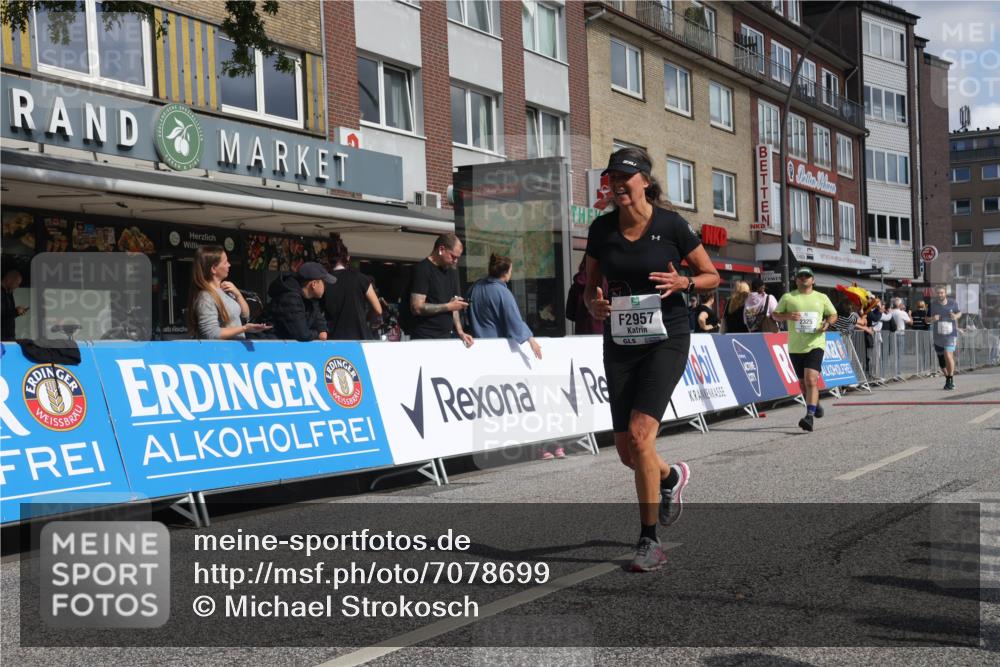 15.09.2024 - PSD Bank Halbmarathon Michael Strokosch http://msf.ph/oto/7078699 15.09.2024 12:20:38 Ziel 2128, 2325, 2957, 3032 meine-sportfotos.de