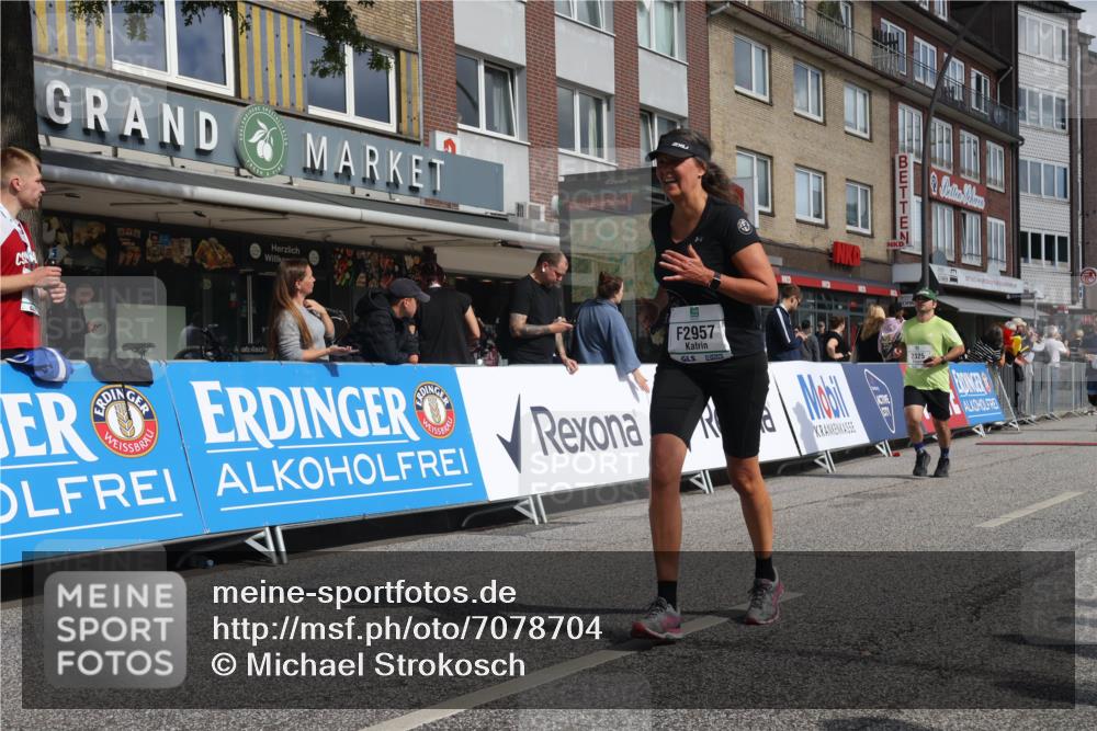 15.09.2024 - PSD Bank Halbmarathon Michael Strokosch http://msf.ph/oto/7078704 15.09.2024 12:20:39 Ziel 2070, 2128, 2325, 2957, 3032 meine-sportfotos.de
