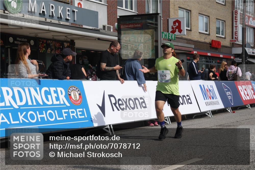 15.09.2024 - PSD Bank Halbmarathon Michael Strokosch http://msf.ph/oto/7078712 15.09.2024 12:20:40 Ziel 2070, 2128, 2325, 2957, 3032 meine-sportfotos.de