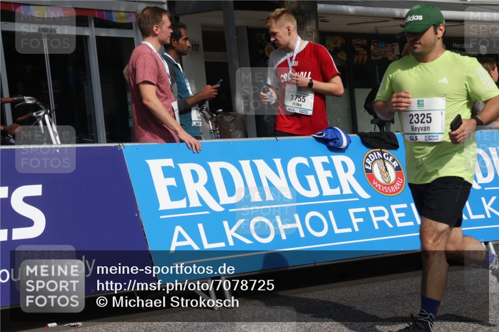 15.09.2024 - PSD Bank Halbmarathon Michael Strokosch http://msf.ph/oto/7078725 15.09.2024 12:20:41 Ziel 2070, 2128, 2325, 2957, 3032 meine-sportfotos.de