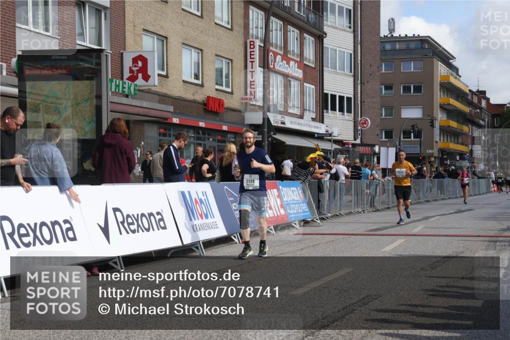 15.09.2024 - PSD Bank Halbmarathon Michael Strokosch http://msf.ph/oto/7078741 15.09.2024 12:20:42 Ziel 2070, 2128, 2325, 2957, 3032 meine-sportfotos.de