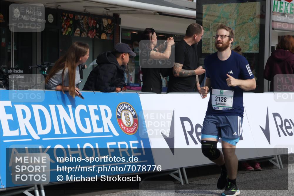 15.09.2024 - PSD Bank Halbmarathon Michael Strokosch http://msf.ph/oto/7078776 15.09.2024 12:20:45 Ziel 2070, 2128, 2325, 2957, 3032, 3248 meine-sportfotos.de