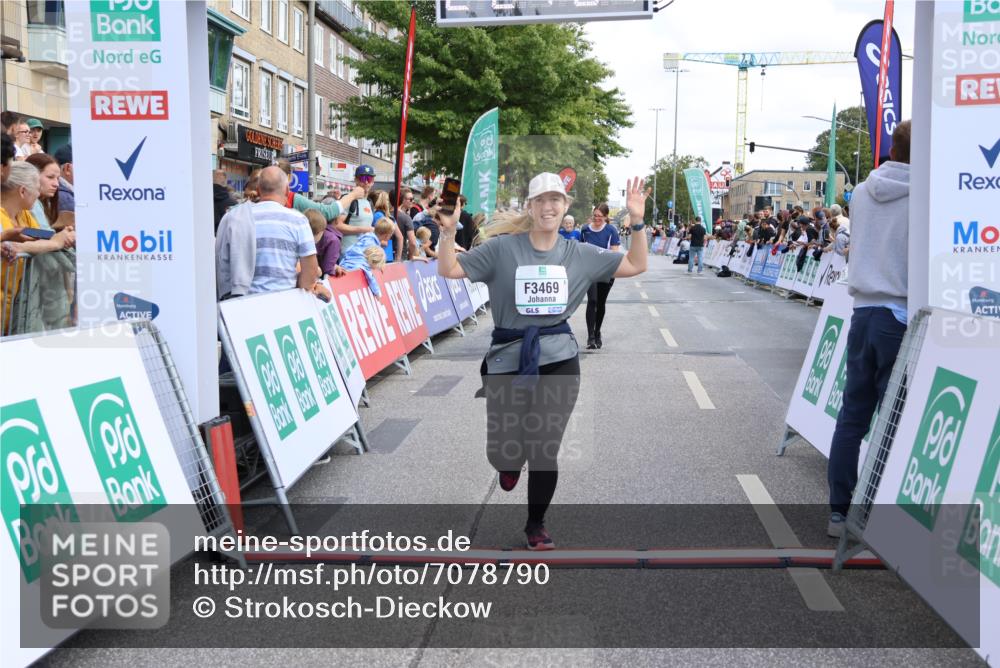 15.09.2024 - PSD Bank Halbmarathon Strokosch-Dieckow http://msf.ph/oto/7078790 15.09.2024 12:24:58 Ziel 988, 2102, 2272, 3063, 3218, 3240, 3469 meine-sportfotos.de