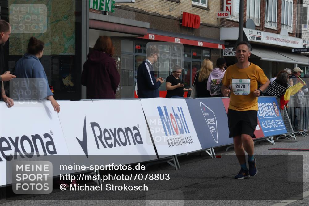 15.09.2024 - PSD Bank Halbmarathon Michael Strokosch http://msf.ph/oto/7078803 15.09.2024 12:20:46 Ziel 2070, 2128, 2325, 2957, 3032, 3248 meine-sportfotos.de