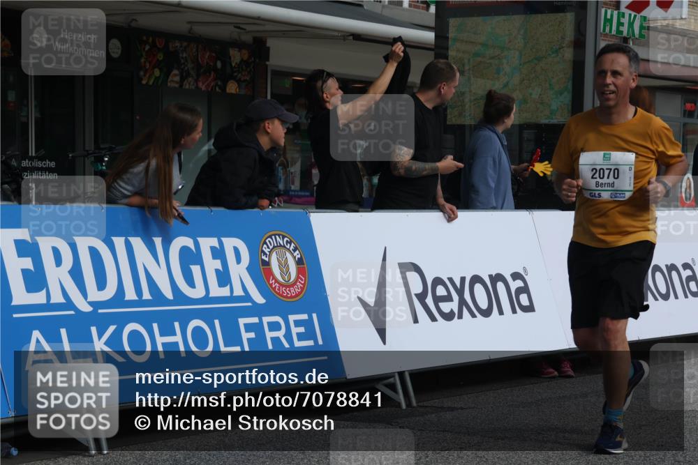 15.09.2024 - PSD Bank Halbmarathon Michael Strokosch http://msf.ph/oto/7078841 15.09.2024 12:20:48 Ziel 2070, 2128, 2325, 2957, 3248 meine-sportfotos.de