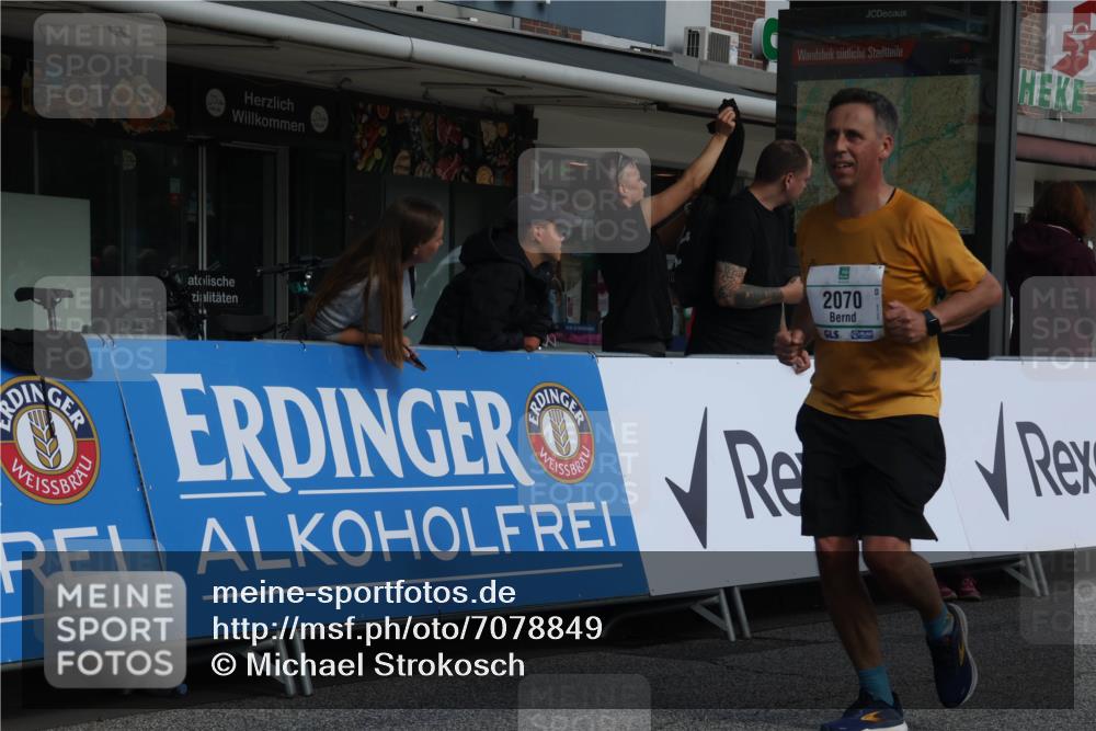 15.09.2024 - PSD Bank Halbmarathon Michael Strokosch http://msf.ph/oto/7078849 15.09.2024 12:20:48 Ziel 2070, 2128, 2325, 2957, 3248 meine-sportfotos.de
