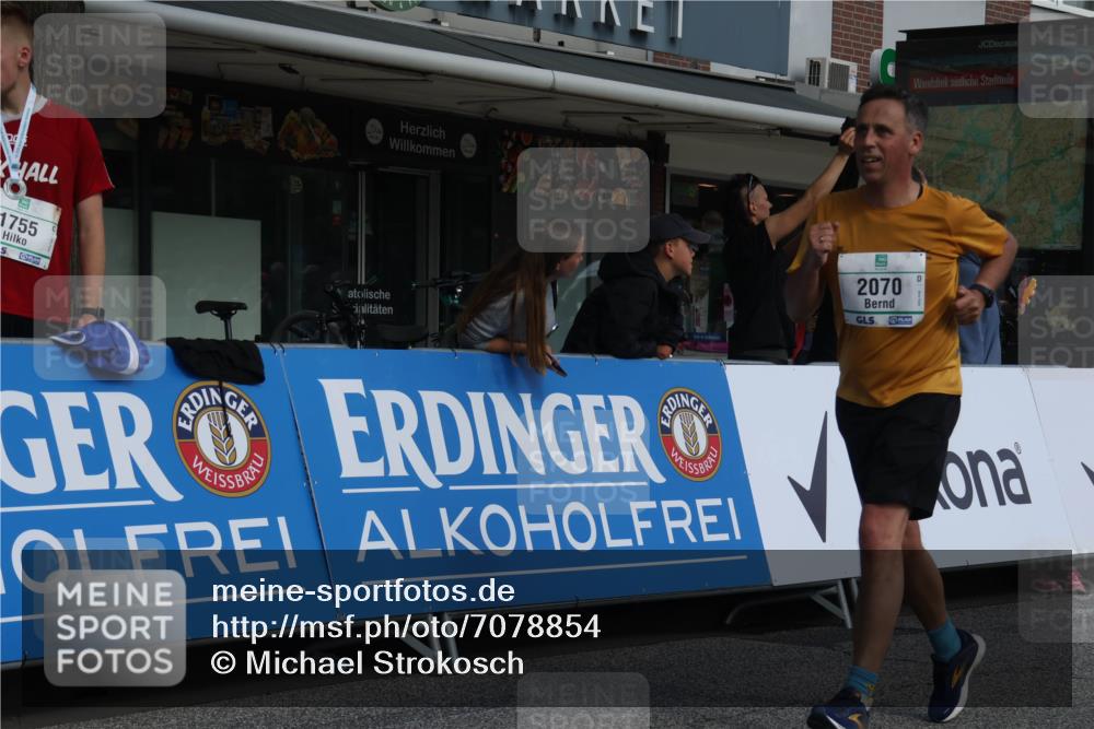 15.09.2024 - PSD Bank Halbmarathon Michael Strokosch http://msf.ph/oto/7078854 15.09.2024 12:20:49 Ziel 2070, 2128, 2325, 3248 meine-sportfotos.de