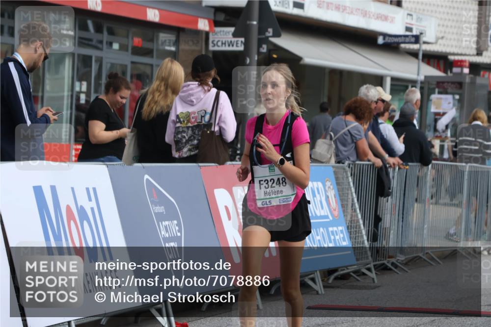 15.09.2024 - PSD Bank Halbmarathon Michael Strokosch http://msf.ph/oto/7078886 15.09.2024 12:20:52 Ziel 2070, 2128, 3248 meine-sportfotos.de