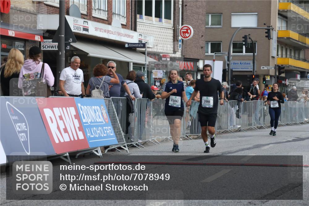 15.09.2024 - PSD Bank Halbmarathon Michael Strokosch http://msf.ph/oto/7078949 15.09.2024 12:21:01 Ziel 2066, 3047, 3248, 3285 meine-sportfotos.de