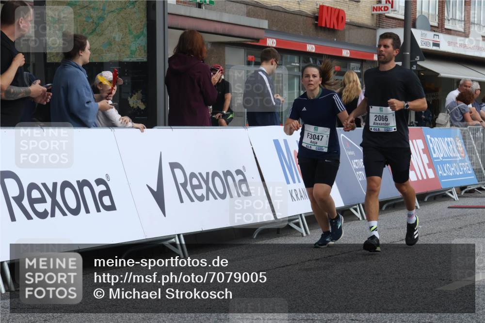 15.09.2024 - PSD Bank Halbmarathon Michael Strokosch http://msf.ph/oto/7079005 15.09.2024 12:21:06 Ziel 2066, 3047, 3285 meine-sportfotos.de