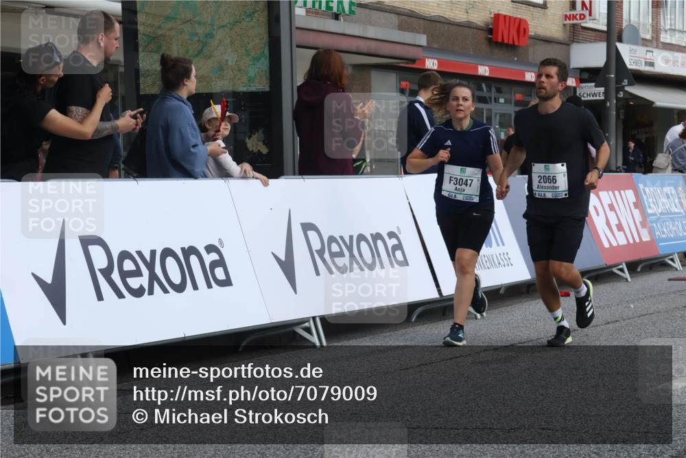 15.09.2024 - PSD Bank Halbmarathon Michael Strokosch http://msf.ph/oto/7079009 15.09.2024 12:21:06 Ziel 2066, 3047, 3285 meine-sportfotos.de