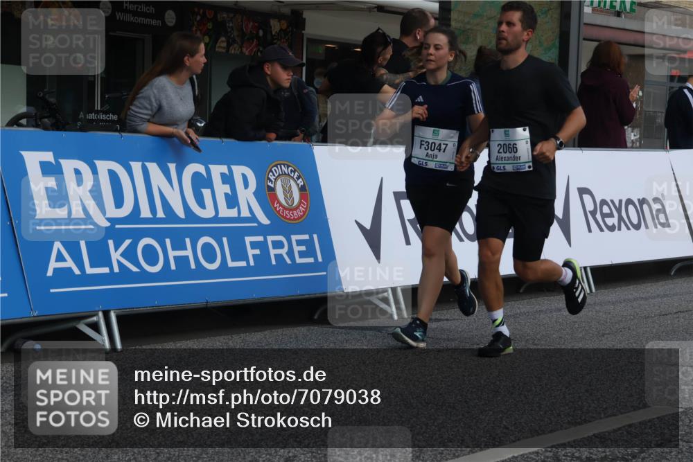 15.09.2024 - PSD Bank Halbmarathon Michael Strokosch http://msf.ph/oto/7079038 15.09.2024 12:21:07 Ziel 2066, 3047, 3285 meine-sportfotos.de