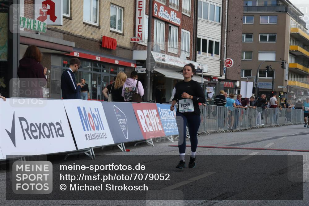 15.09.2024 - PSD Bank Halbmarathon Michael Strokosch http://msf.ph/oto/7079052 15.09.2024 12:21:09 Ziel 2066, 3047, 3069, 3285 meine-sportfotos.de