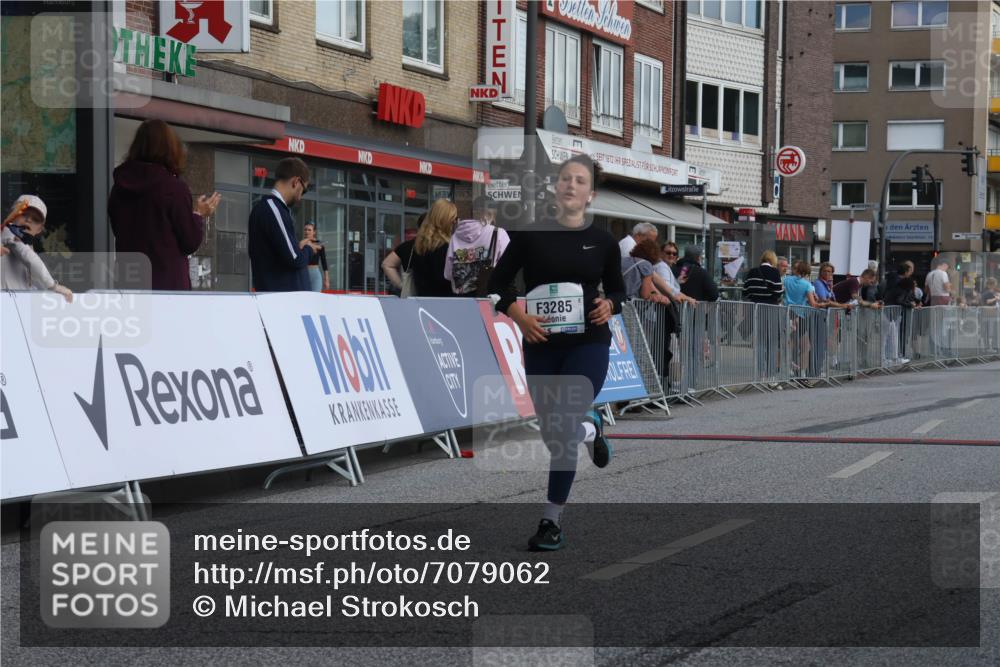 15.09.2024 - PSD Bank Halbmarathon Michael Strokosch http://msf.ph/oto/7079062 15.09.2024 12:21:10 Ziel 2066, 3047, 3069, 3285 meine-sportfotos.de