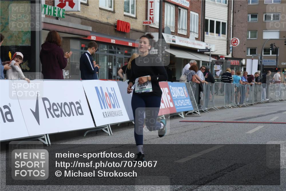 15.09.2024 - PSD Bank Halbmarathon Michael Strokosch http://msf.ph/oto/7079067 15.09.2024 12:21:10 Ziel 2066, 3047, 3069, 3285 meine-sportfotos.de