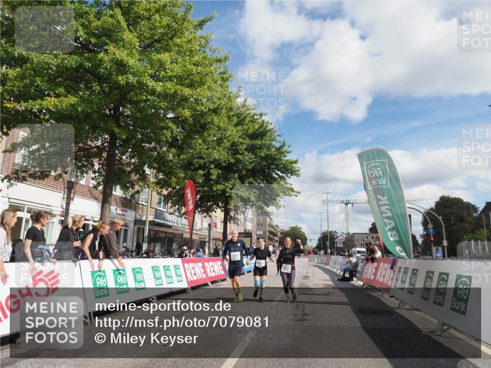 15.09.2024 - PSD Bank Halbmarathon Miley Keyser http://msf.ph/oto/7079081 15.09.2024 12:42:12 Ziel 2225, 3131, 3191, 3343, 3344, 3363 meine-sportfotos.de