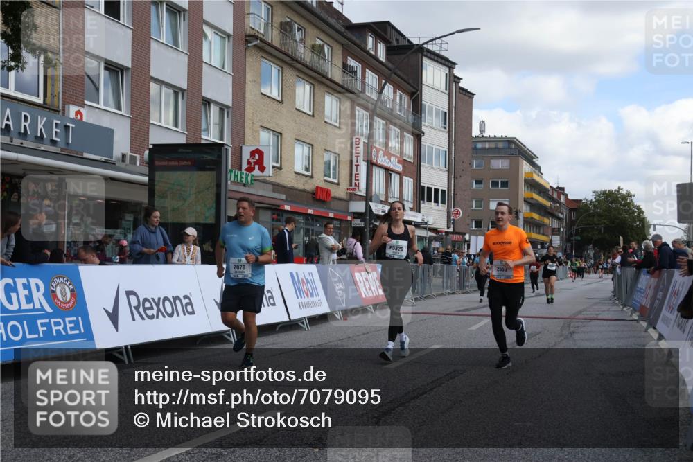 15.09.2024 - PSD Bank Halbmarathon Michael Strokosch http://msf.ph/oto/7079095 15.09.2024 12:23:14 Ziel 803, 2078, 2550, 2933, 3243, 3277, 3320, 3370 meine-sportfotos.de