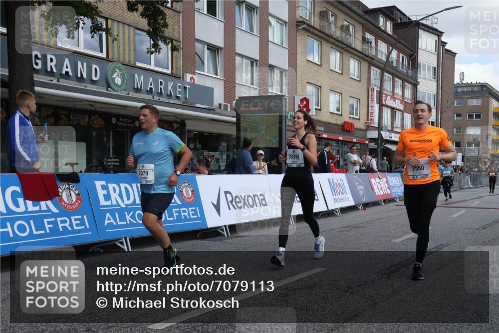 15.09.2024 - PSD Bank Halbmarathon Michael Strokosch http://msf.ph/oto/7079113 15.09.2024 12:23:15 Ziel 2078, 2550, 2933, 3243, 3277, 3320, 3370 meine-sportfotos.de