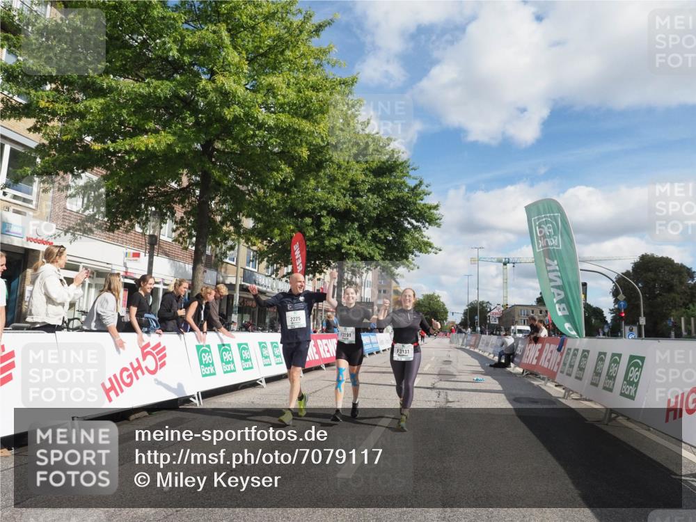 15.09.2024 - PSD Bank Halbmarathon Miley Keyser http://msf.ph/oto/7079117 15.09.2024 12:42:13 Ziel 2225, 3131, 3191, 3343, 3344, 3363 meine-sportfotos.de
