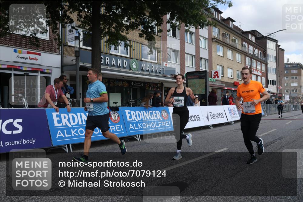15.09.2024 - PSD Bank Halbmarathon Michael Strokosch http://msf.ph/oto/7079124 15.09.2024 12:23:15 Ziel 2078, 2550, 2933, 3243, 3277, 3320, 3370 meine-sportfotos.de