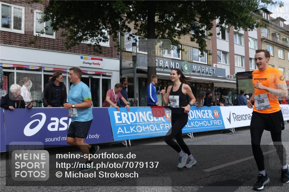 15.09.2024 - PSD Bank Halbmarathon Michael Strokosch http://msf.ph/oto/7079137 15.09.2024 12:23:16 Ziel 2078, 2307, 2550, 3243, 3277, 3320, 3370 meine-sportfotos.de